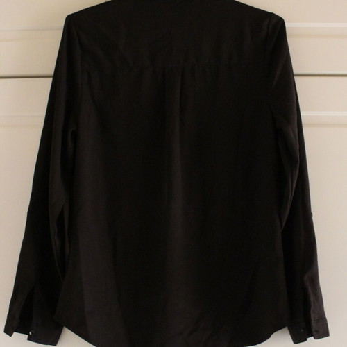 Black shirt size M like new