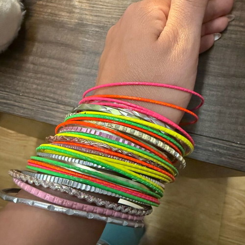 Summer bracelets like new, multicolored