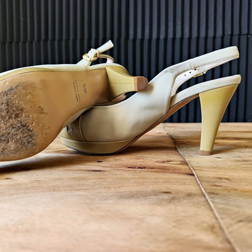 Nak women's pumps like new, elegant beige, size 36.5