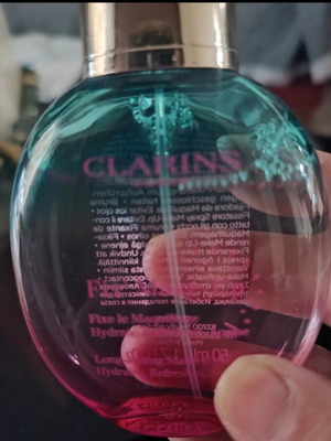 Clarins Fix make up like new, 50 ml, missing 2 sprays