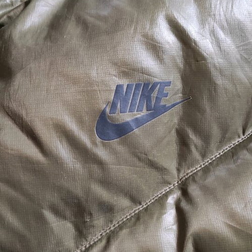 Nike jacket L used, very warm puffer