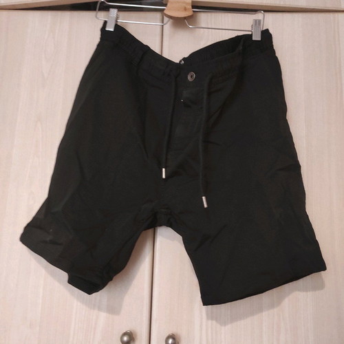Bermuda shorts used with elastic waist size XL