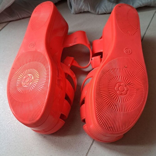 Fiore Collection platform sandals used, coral, size 39