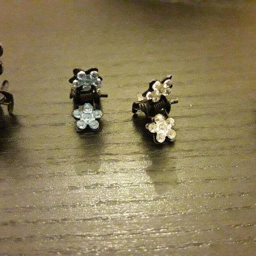 Hair clips used