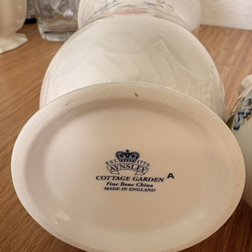 Σετ δύο βάζα Aynsley Cottage Garden μεταχειρισμένα, fine bone china