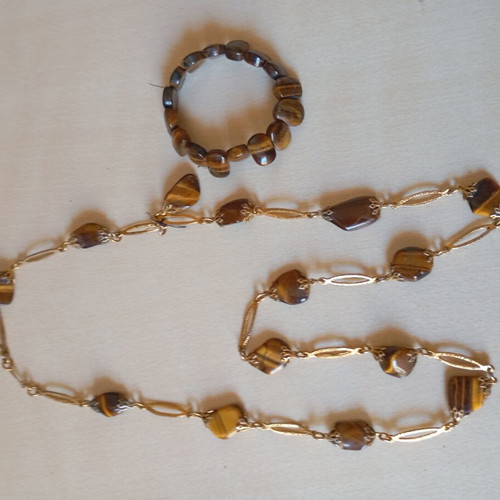 Tigers Eye necklace and bracelet like new