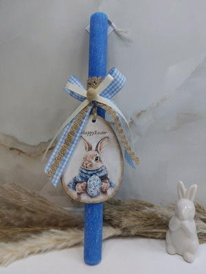 Scented candle with handmade wooden bunny decoration new