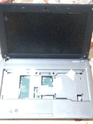 Μινι λαπτοπ Sony PCG-21313M μεταχειρισμένο με σπασμένη οθόνη για ανταλλακτικά