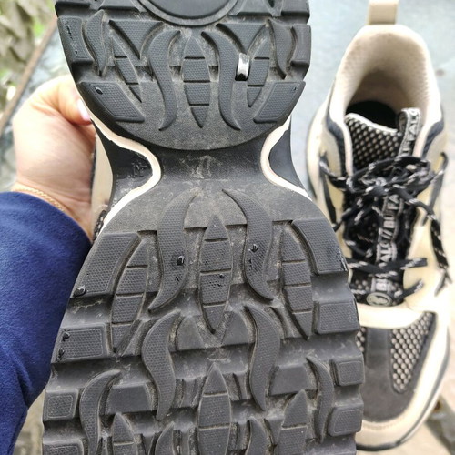 Buffalo Cloud Sneakers like new, black and cream, size 41, vegan