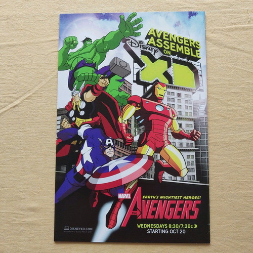Avengers #6 like new, first appearance of Azari