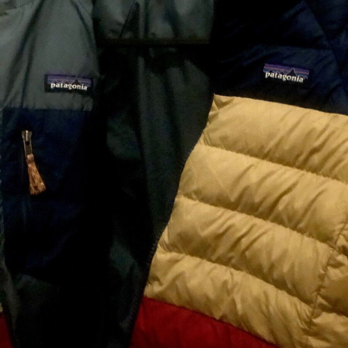 Patagonia Kids Colorblock Puffer Jacket like new, size 6-7 years