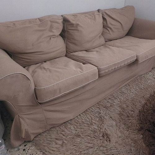 EKTORP IKEA three-seater sofa like new, very comfortable