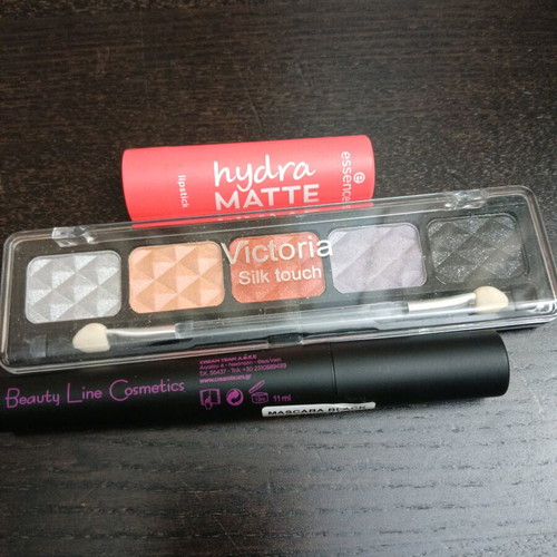 Cosmetics set 3 products together, new, essence, Beauty Line, Victoria Silk