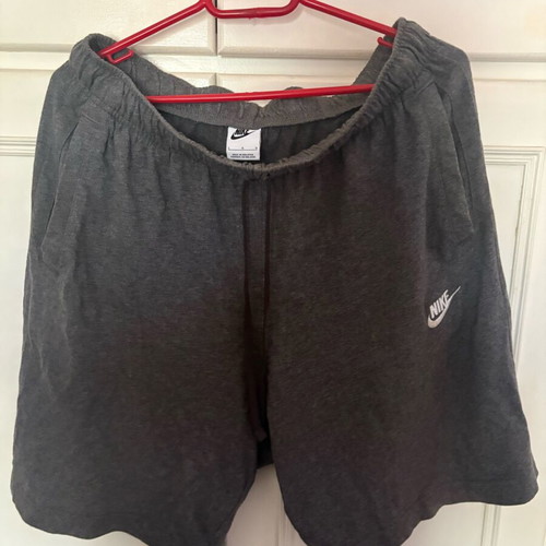 Nike shorts used, size Large, gray