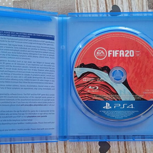 FIFA 20 PS4 game used, very good condition