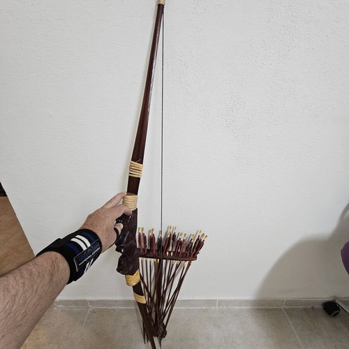 Wooden bow set with arrows and quiver like new