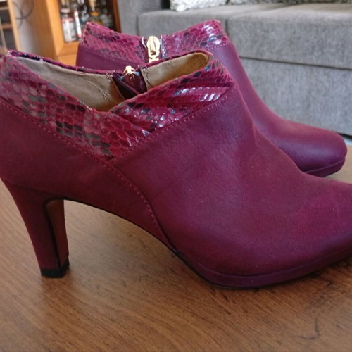 Mariamare heels new, size 36, 7.5 cm heel, burgundy