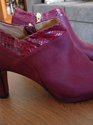 Mariamare heels new, size 36, 7.5 cm heel, burgundy