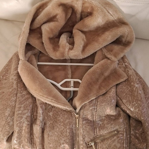Jacket with hood made of faux fur new, beige and gold, L/M