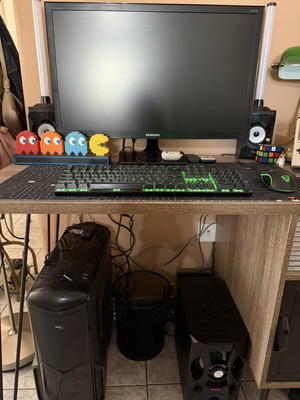 Pc Full gaming και office μεταχειρισμένο με οθόνη 27", πληκτρολόγιο, ποντίκι, webcam