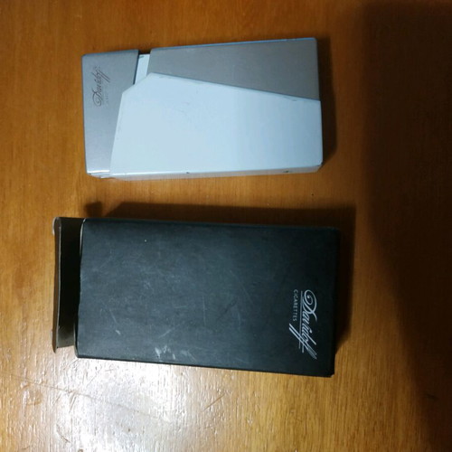 Davidoff cigarette lighter like new