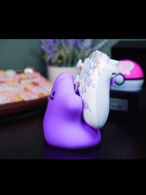 Pokémon Ditto Universal Controller Stand new