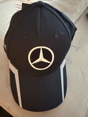 Mercedes AMG hat new with tag