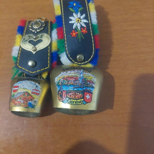 Vintage painted hanging bells, like new, set of 2