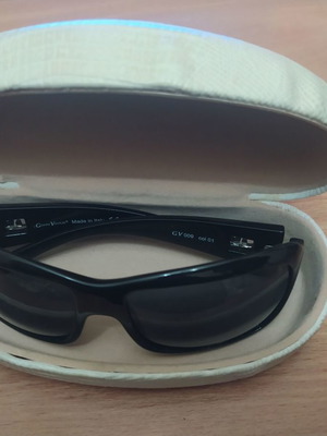 Gianni Venturi 009 sunglasses used women's