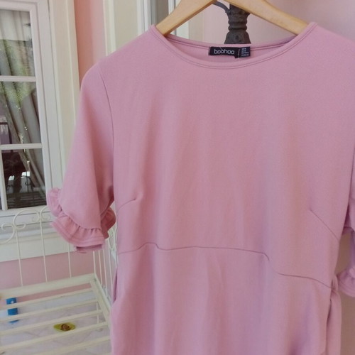 Boohoo women's dress new, size large, pink