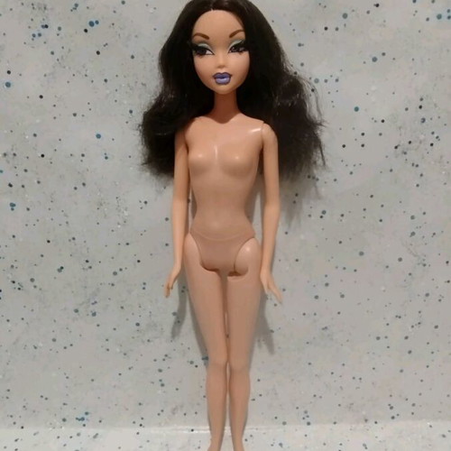 My Scene Goes Hollywood Nolee doll used, nude with flaws