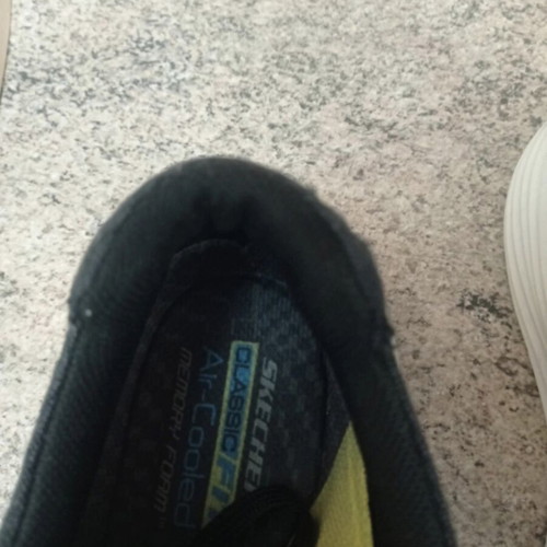 Skechers Athletic Shoes Size 42 Like New