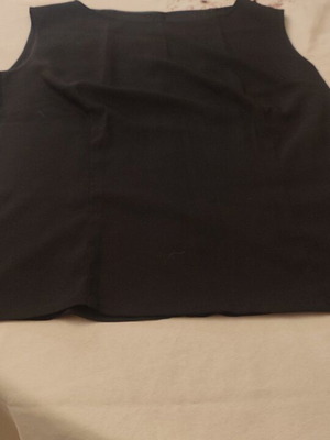 Women's sleeveless blouse black like new, size XS