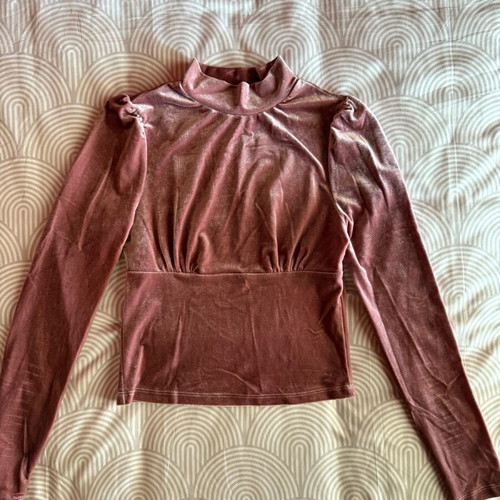 Velvet Shein top pink, like new, size M