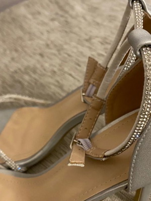 Sandals new, size 40, gray