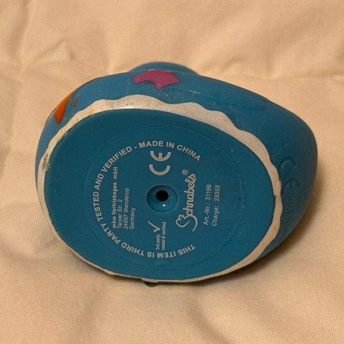 Schnabels Globe Collectible Rubber Duck like new