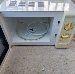 φουρνος μικροκυματων