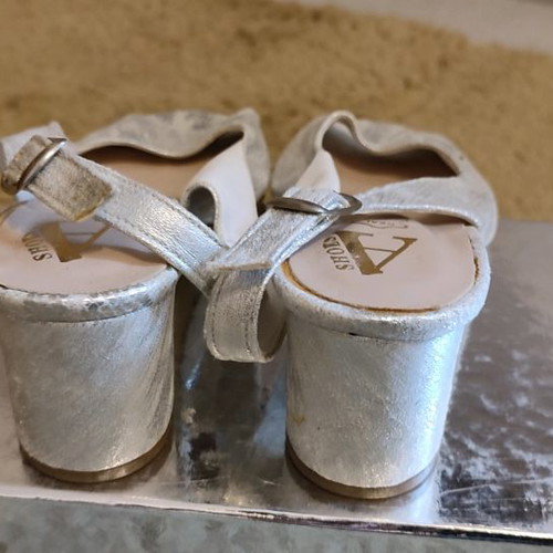 Silver sandal used no 36 with square heel