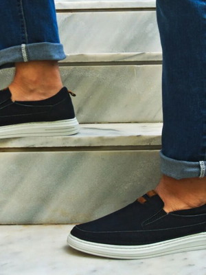 Анатомични кожени обувки за разходка в синьо испанско производство нови