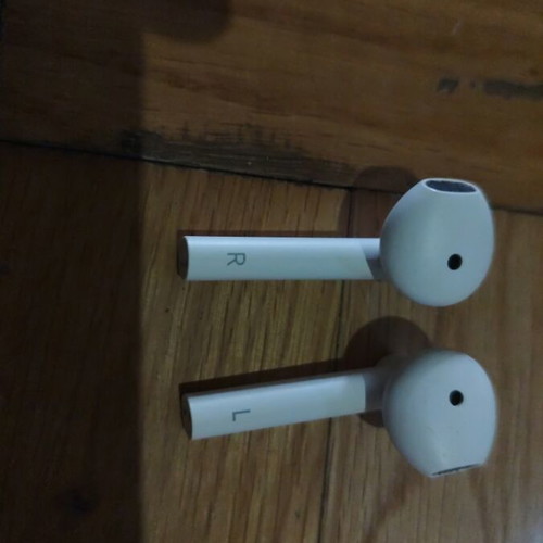 QCY earbuds new, durable and stylish