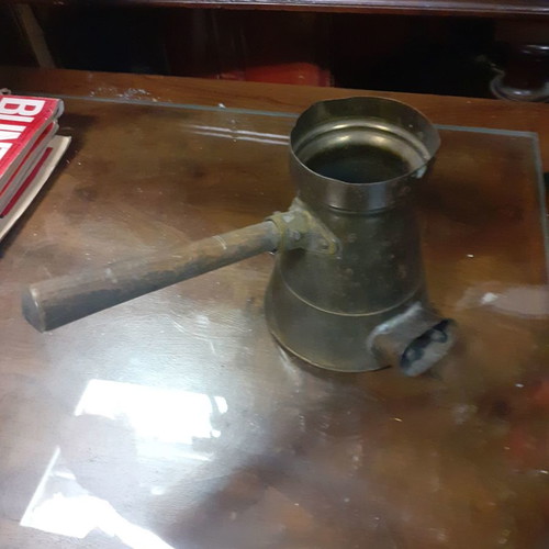 Electric brass briki used with wooden handle