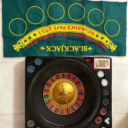 Casino Roulette Set with Wheel, Chips and Table Mat like new
