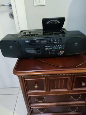 Portable Radio-CD Player with Cassette Sony like new