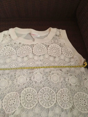Sleeveless T-shirt with lace, like new, size L 40 12, white