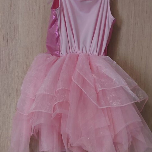 Flamingo Costume like new, size 5-6 years, pink
