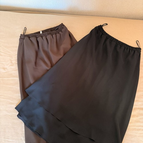 Midi skirts like new, set of 2, black and brown, size M