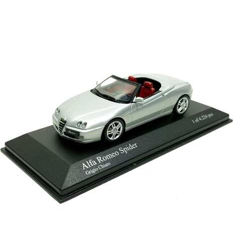 Alfa Romeo Spider 3.2 V6 24V 2003 Silver 1:43 Minichamps Diecast Model New
