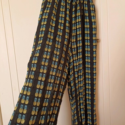 H&M one-piece jumpsuit new, size small
