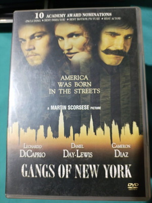 Gangs of New York DVD like new