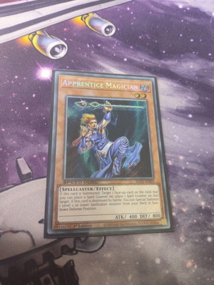 Apprentice Magician Yu-Gi-Oh card Secret Rare SGX1 like new